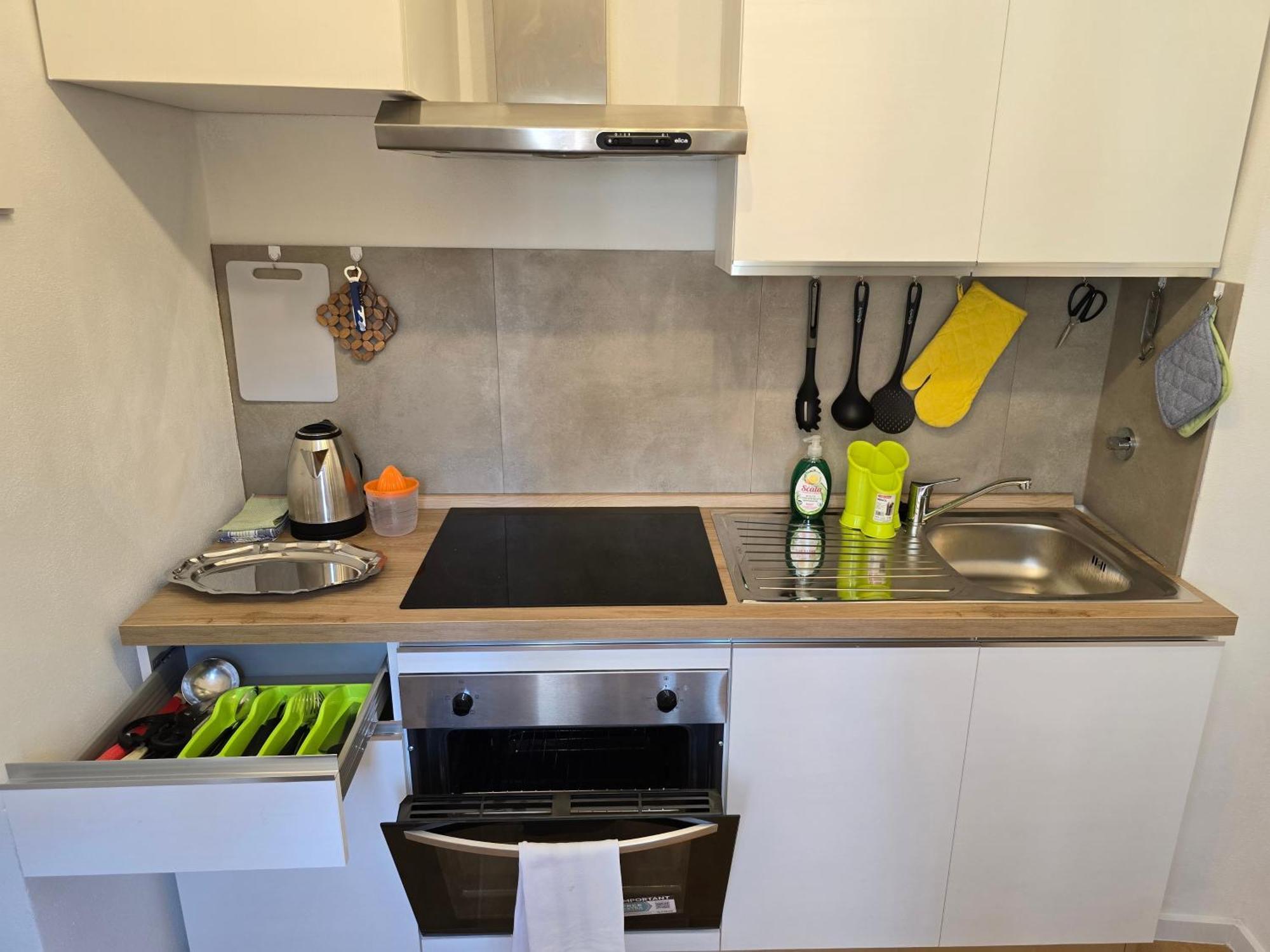 Holiday home Homeholidaysanremo - Classic